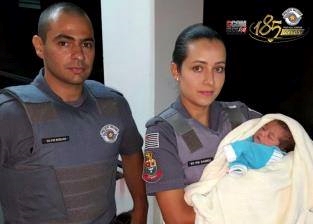 Policial da região encontra recém-nascido em sacola
