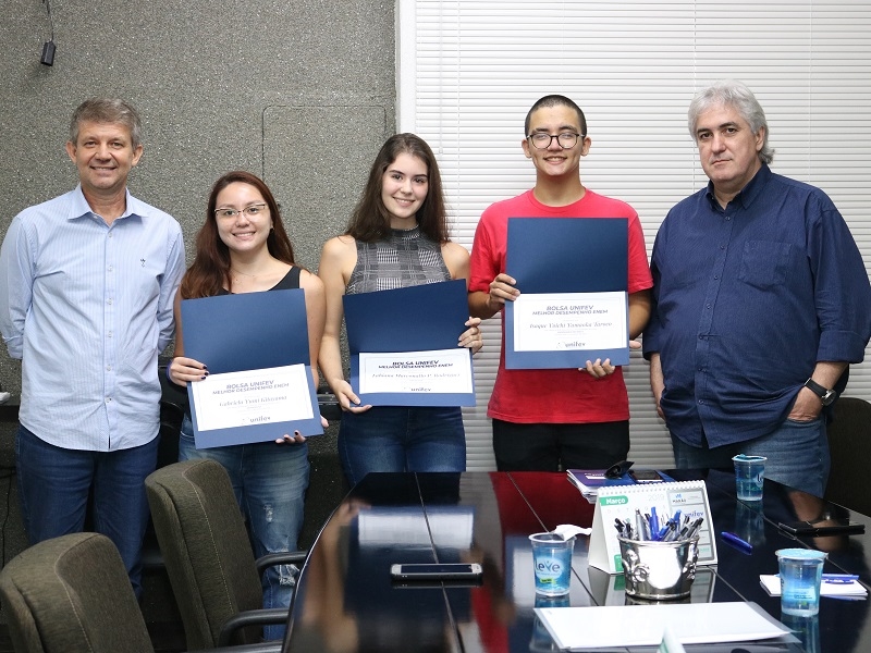 MELHORES DO ENEM NA UNIFEV