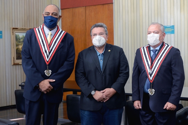 Carlão Pignatari é homenageado em Olímpia
