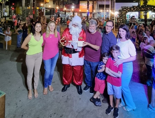  Papai Noel da ACV recebe chave da cidade 