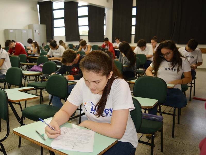 Alunos participam de Olimpíada de Astronomia