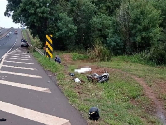 Mulher morre em acidente na Euclides da Cunha 