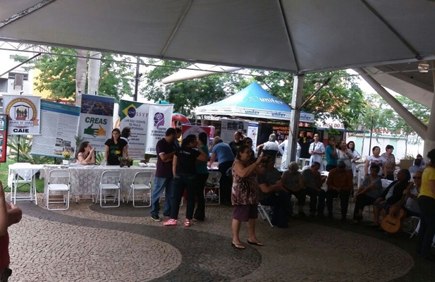 AÇÃO SOCIAL NA CONCHA ACÚSTICA DE VOTUPORANGA
