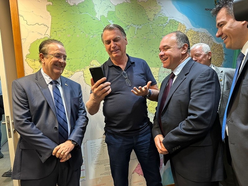 Motta e Coronel Fábio se encontram com Bolsonaro 