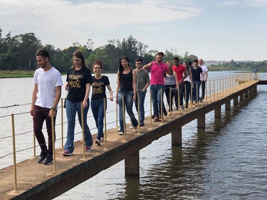 ALUNOS DE ENGENHARIA DA UNIFEV VISITAM SAEV 