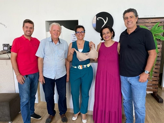 Apoio da presidente da Casa da Amizade de Votuporanga, Karina do Carmo