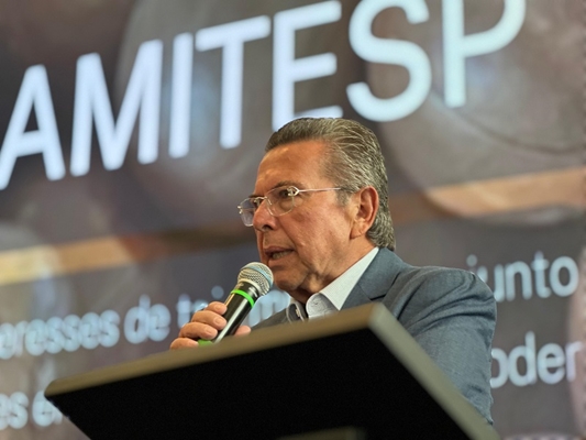 Carlão Pignatari participa da posse da nova diretoria da AMITESP 