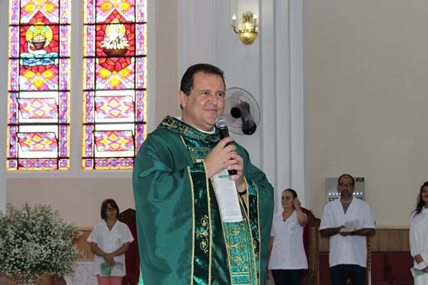 PADRE GILMAR COMPLETA 23 ANOS DE VIDA SACERDOTAL