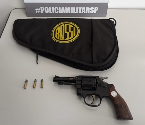 Morador de Votuporanga preso com arma 'raspada'