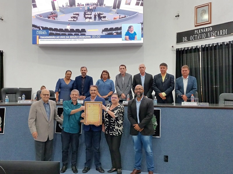 UNIFEV recebe homenagem dos vereadores