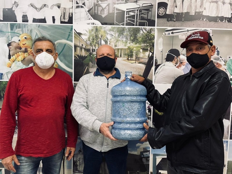 Santa Casa recebe lacres de voluntários