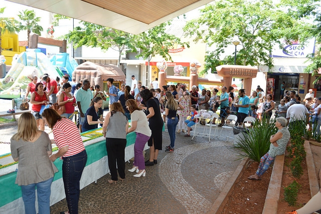 RECREAÇÃO DA ACV MOVIMENTA O CENTRO