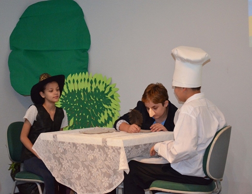Apresentação dos alunos do 7º ano da UNIFEV