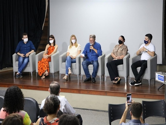 Prefeitura repassa quase R$ 5 milhões a entidades