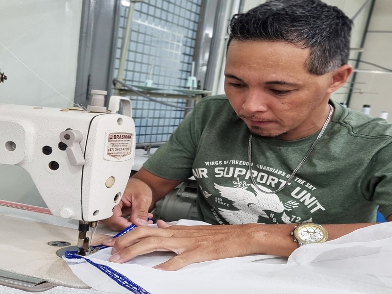 Roger Yamamoto do curso de Modelista