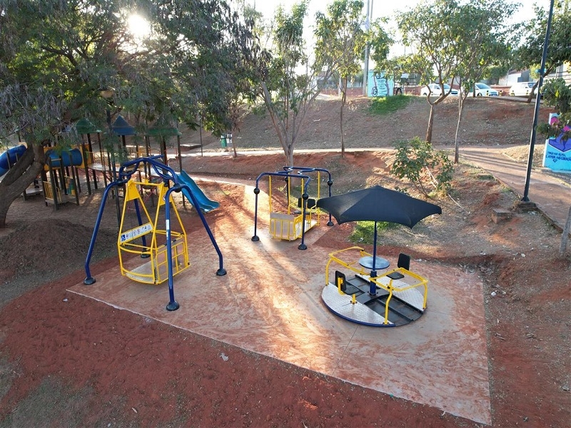 Brinquedos especiais no Parque da Cultura