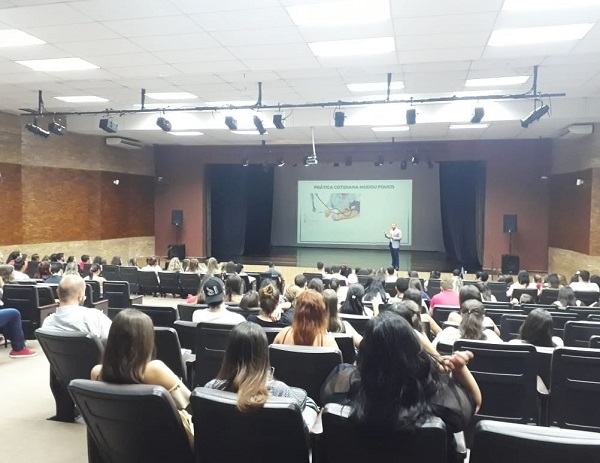 DEBATE DE INTELIGÊNCIA ARTIFICIAL 