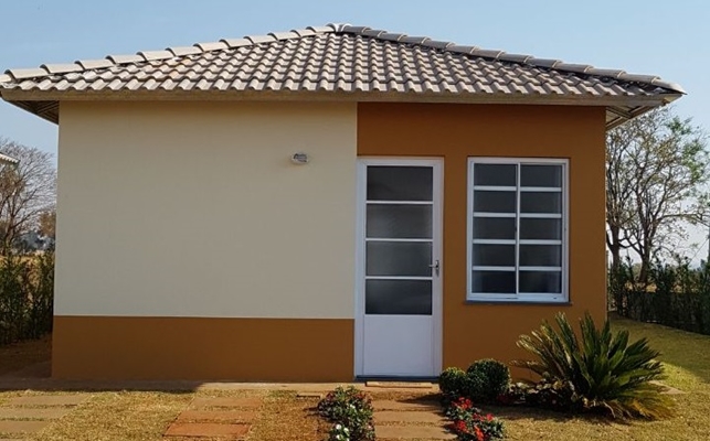 MINHA CASA DECORADA: futuros moradores conhecem residência pronta