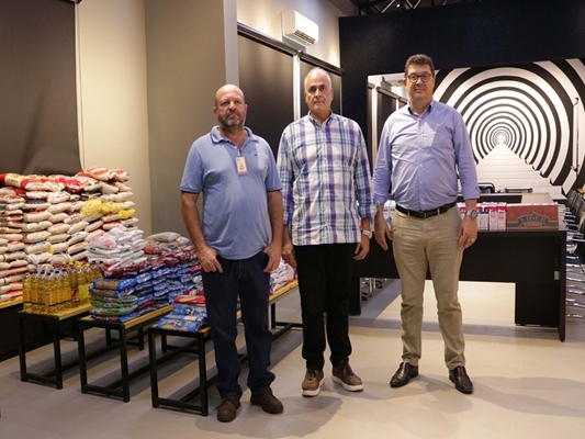 UNIFEV destina quase uma tonelada de alimentos à Santa Casa 