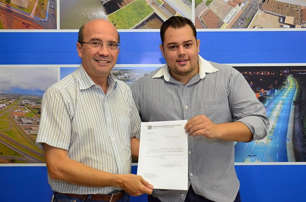 Prefeito Dado anuncia Hery Kettwinkel Junior como líder na Câmara