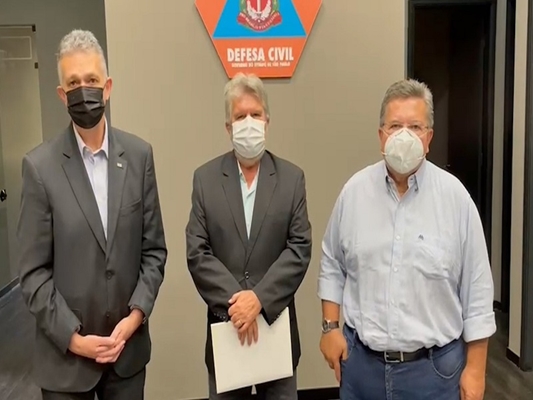 Prefeito Jorge Seba assina convênio para ponte do Boa Vista