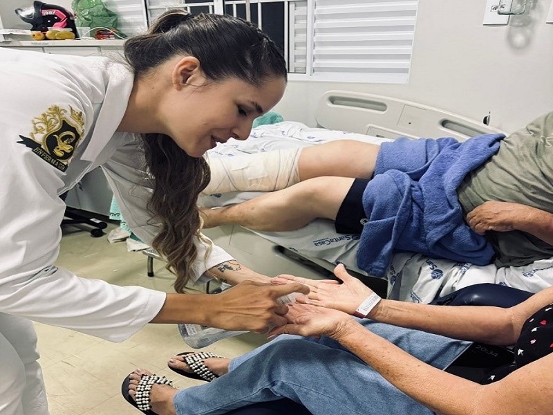 Enfermagem da Unifev faz ação educativa sobre higiene das mãos 