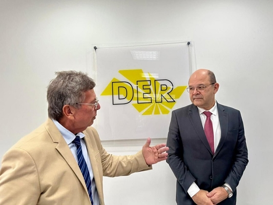 Deputado Carlão comemora homologação de estrada entre Palestina e Pontes Gestal