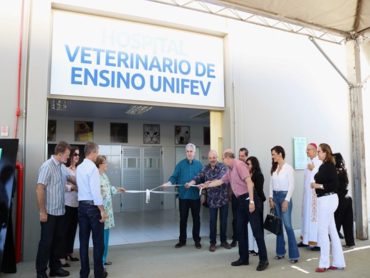 HOSPITAL VETERINÁRIO É INAUGURADO PELA UNIFEV