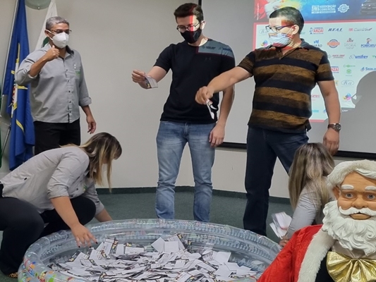 ACV premia novos clientes na campanha de Natal