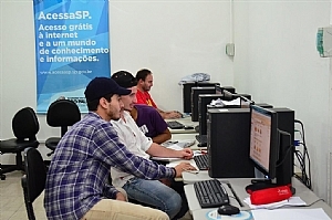 Acessa SP atende a 30 pessoas por dia em Votuporanga