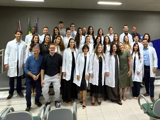 Santa Casa e Unifev formam 23 novos médicos