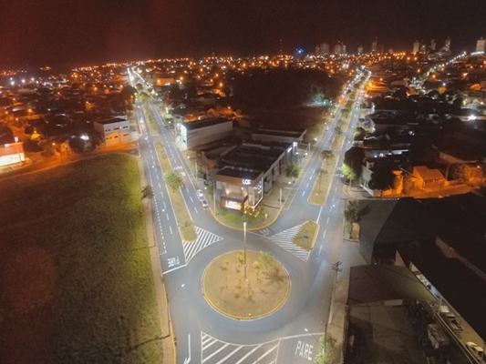 Prefeitura contrata nova empresa da iluminação pública