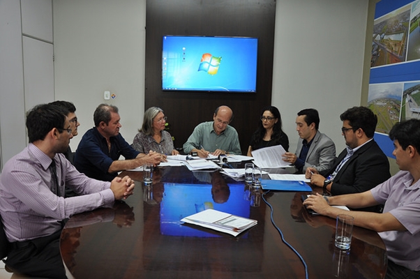 Prefeito de Votuporanga anuncia pacotão de obras de R$ 4 milhões