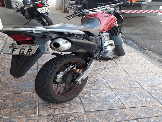 ROCAM DA PM PEGA MOTOCICLISTA QUE TENTOU FUGA