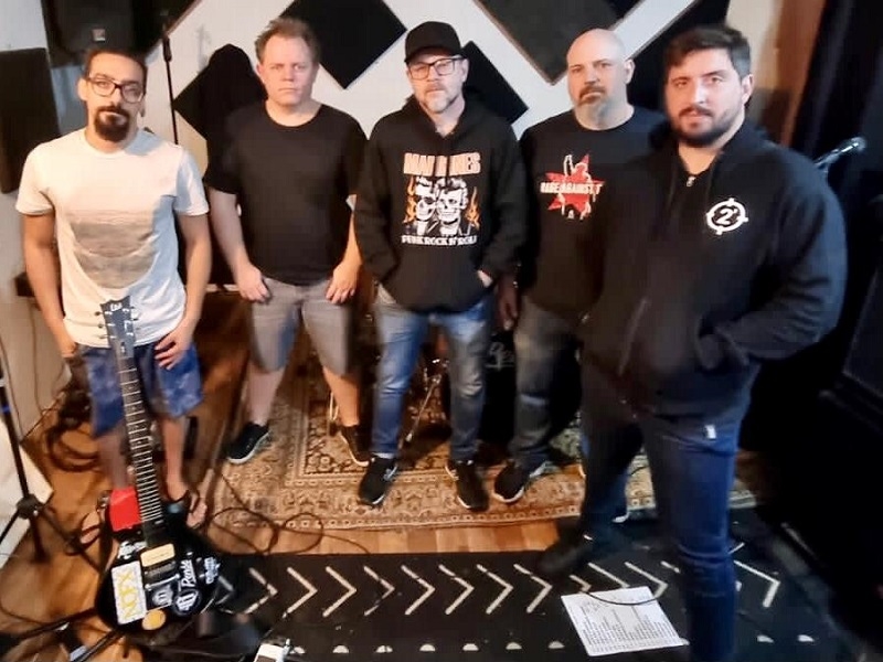 Banda de rock criada em Votuporanga comemora 30 anos