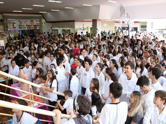 FEIRA DE CIÊNCIAS MOBILIZA ALUNOS DO COLÉGIO UNIFEV
