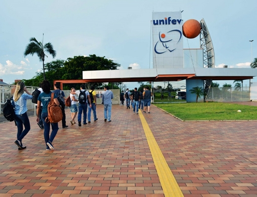 UNIFEV VOLTA ÀS AULAS NESTA SEGUNDA-FEIRA 