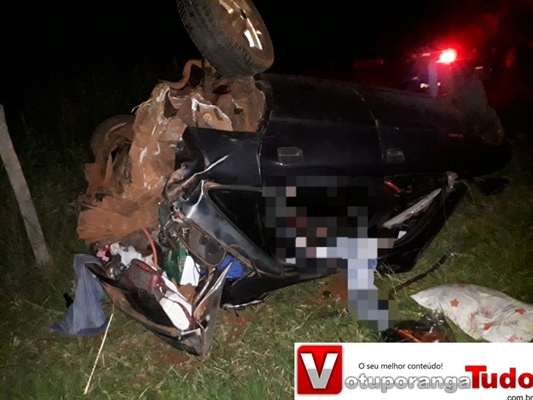 Jovem de 18 anos morre e criança ferida grave em acidente