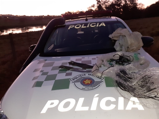 Polícia Ambiental pega pescador com tarrafa na Represa da SAEV