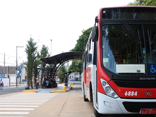 Prefeito mantém valor do transporte público 