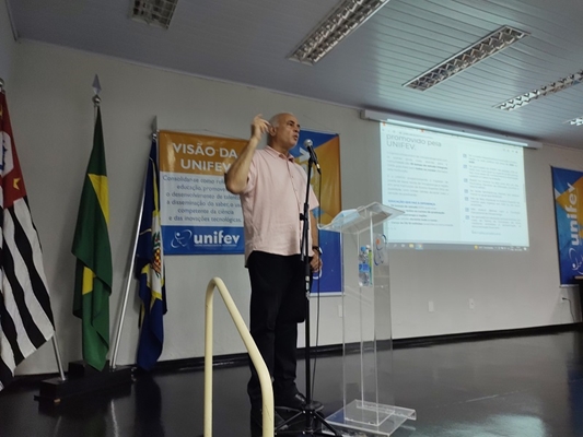 UNIFEV lança Bolsa Comunitária para beneficiar baixa renda