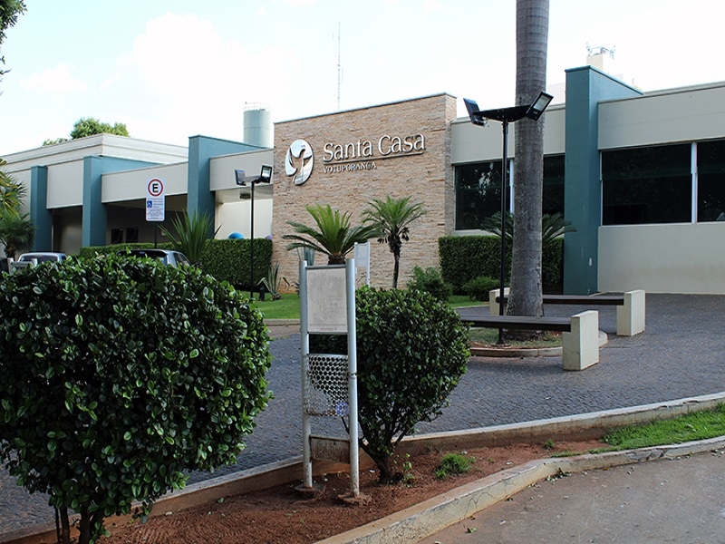 Santa Casa reabre isolamento com aumento de covid