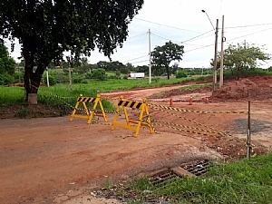 PREFEITURA INTERDITA PONTE NA CHÁCARA DAS PAINEIRAS 