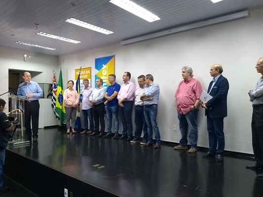 SECRETÁRIO ESTADUAL ANUNCIA EDUCAÇÃO PRA ADULTOS EM VOTUPORANGA