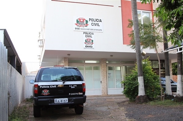HOMEM É ASSASSINADO DENTRO DE CARRO EM VOTUPORANGA