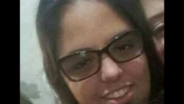 Mulher morre com choque elétrico em microfone dentro de igreja 
