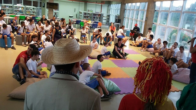 APAE comemora Mês do Livro Infantil na Biblioteca Municipal “Castro Alves”