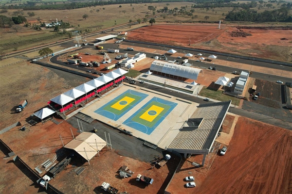 Confira os horários da Expo Show e do parque de Diversões