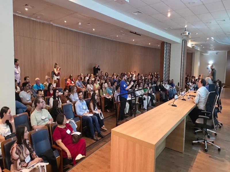 Evento capacita 180 médicos do SUS na região