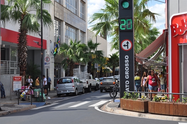 Lojas abertas até 18 horas neste sábado na Semana do Consumidor